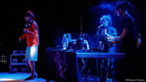 Aora loin - © Collectif Arthadie